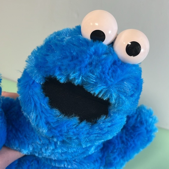 2002 Sesame Street Cookie Monster Plush Stuffed Animal Kids Toy, Size 11” tall - Picture 7 of 8